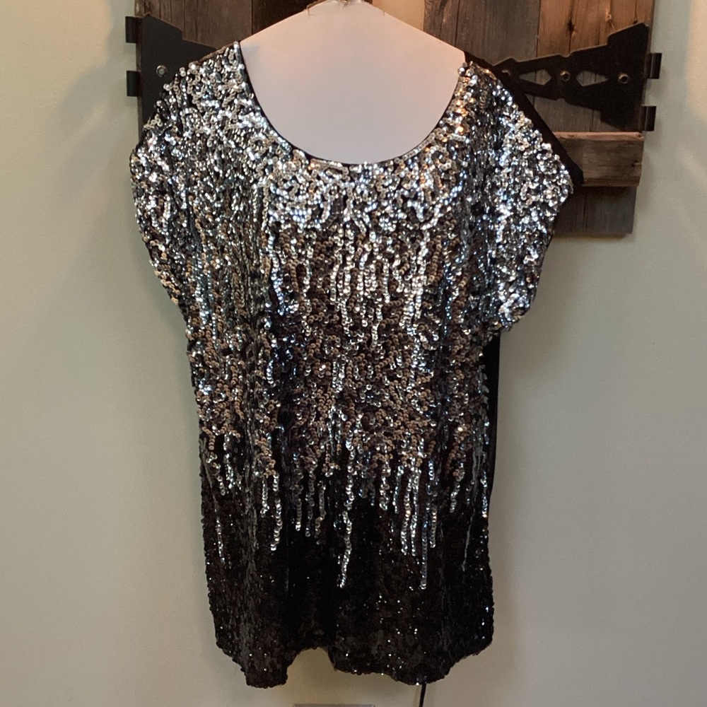 Sequin Black and Silver Women's short sleeve Top never worn